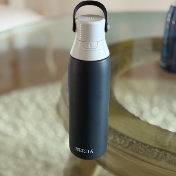 Brita Premium Water Bottles Set of Two - 20 oz and 26 oz - Picture 6 of 11